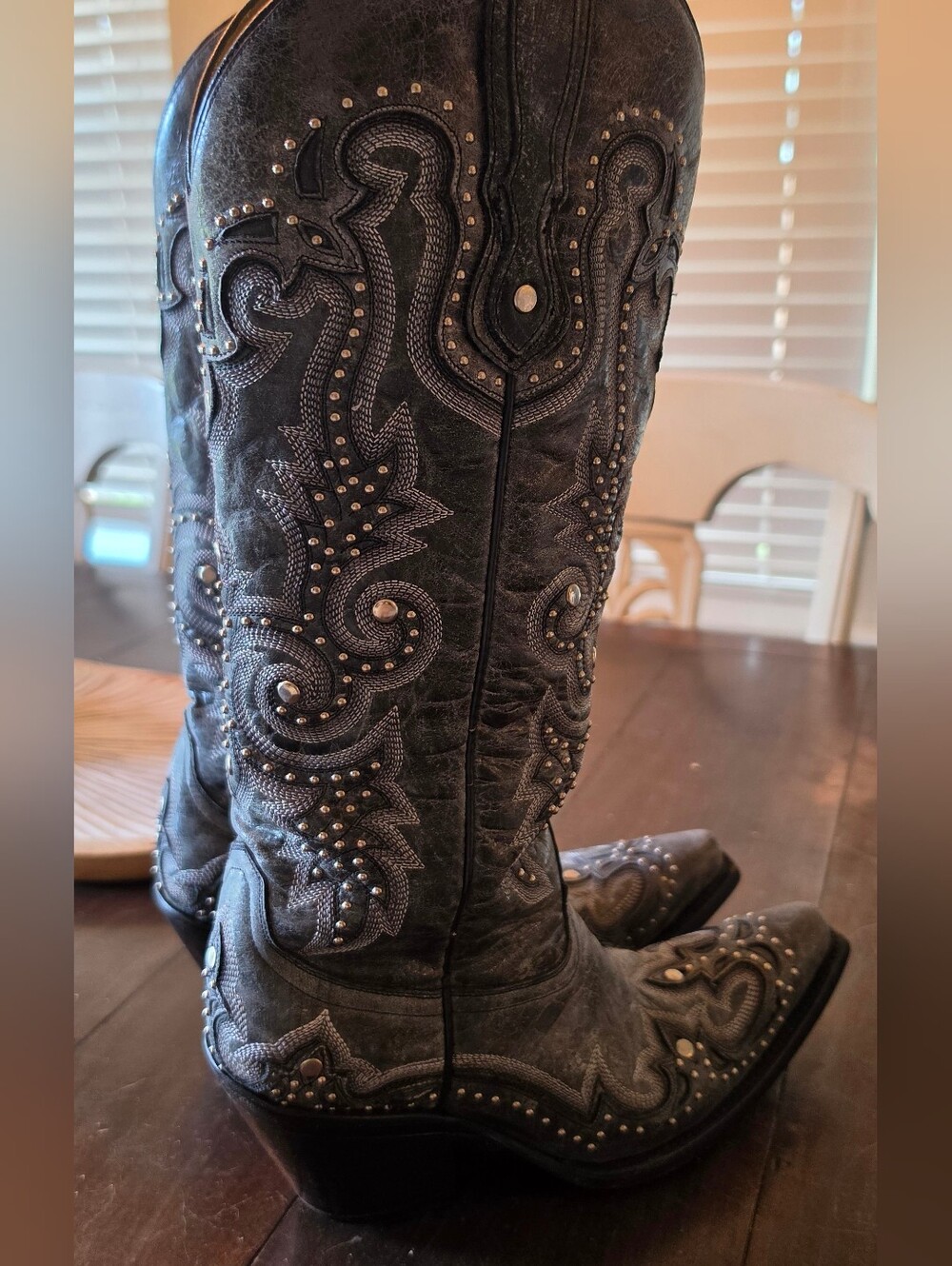 Vintage Corral Grey Embroidered Studded Cowboy Boots - Corral - Picture 5 of 10